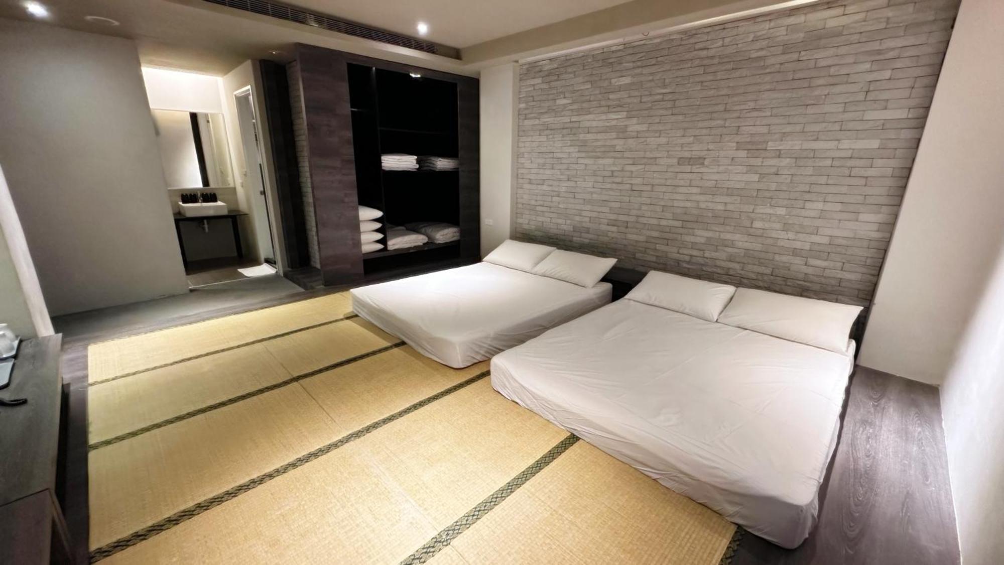 Kiwi Express Hotel-Taichung Station II Buitenkant foto
