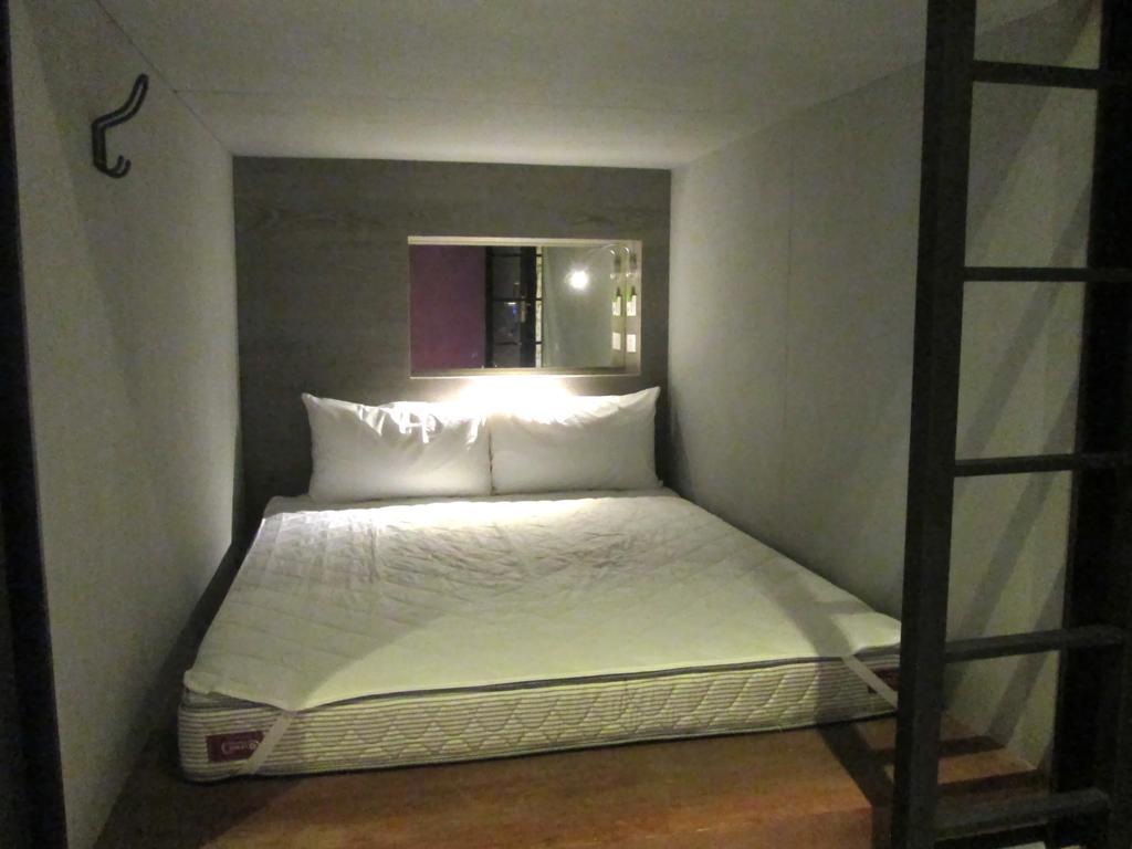 Kiwi Express Hotel-Taichung Station II Kamer foto